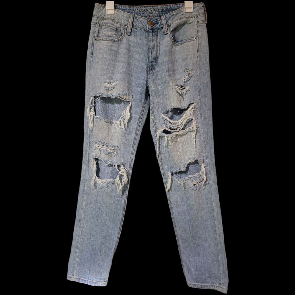 AEO American Eagle 'Tomgirl' jeans, Womens Size 2 Regular, 30W